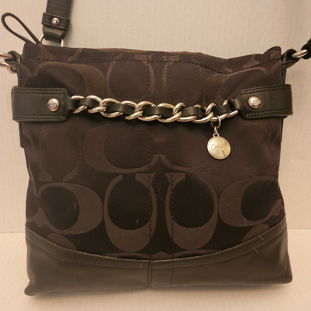 LIKE NEW COACH Signature Black Purse
